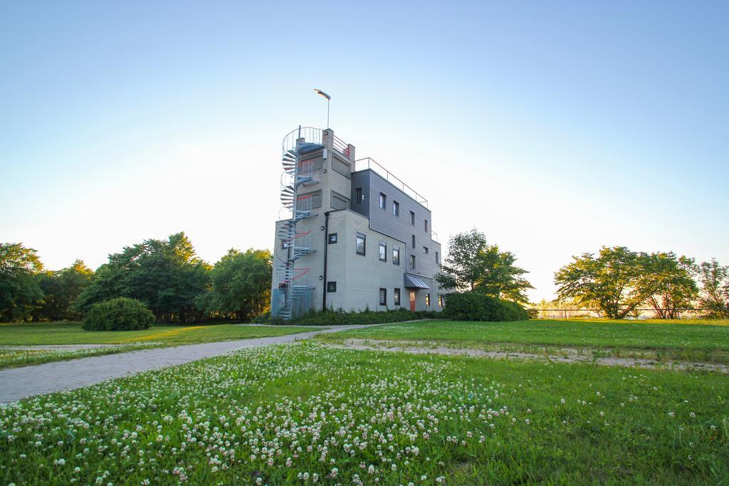 ホテル Saka Manor エクステリア 写真